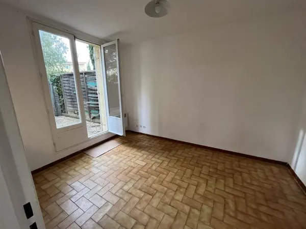 Studio 1 pièce 17 m²