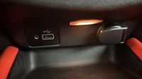 Nissan Juke 143 N-Design Perso Ext. Noir / Int. Orange + Pack Techno + jantes 19 — photo 30