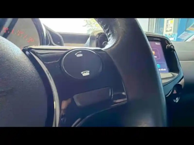 Peugeot 108 vti 72 top! style 5p — photo 24