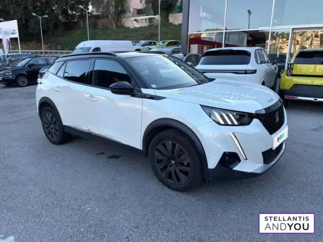 Peugeot 2008 puretech 130 s&amp;s eat8 — photo 3