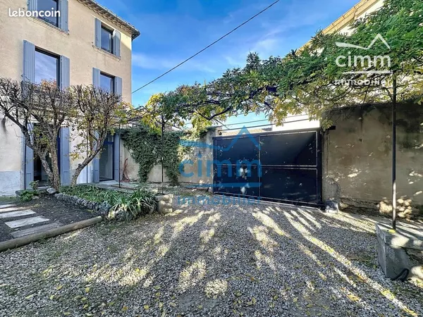 Maison 6 pièces 176 m²