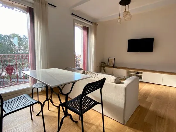 T2 29m² Direct Propriétaire - Face Cathédrale & Vue Dégagée