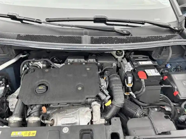 Citroën C5 Aircross bluehdi 130 s&amp;s eat8 — photo 22