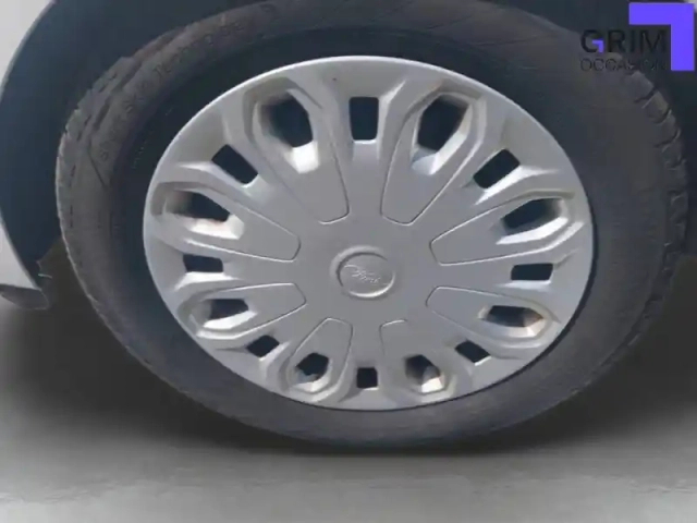Ford Ka + 1.5 tdci 95 ch s&amp;s — photo 39