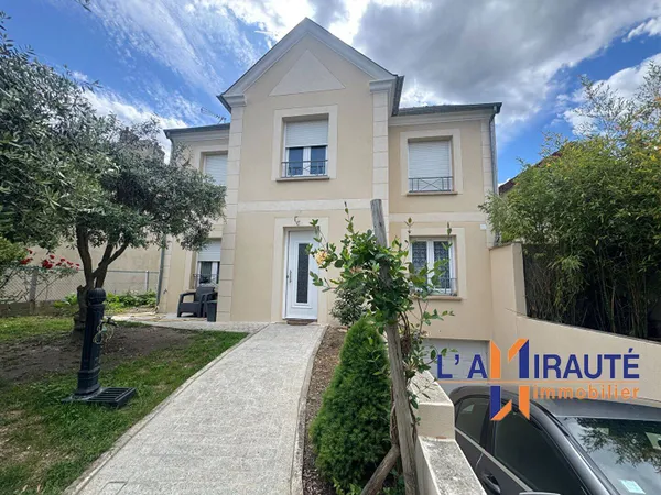 Maison 7 pièces 140 m²