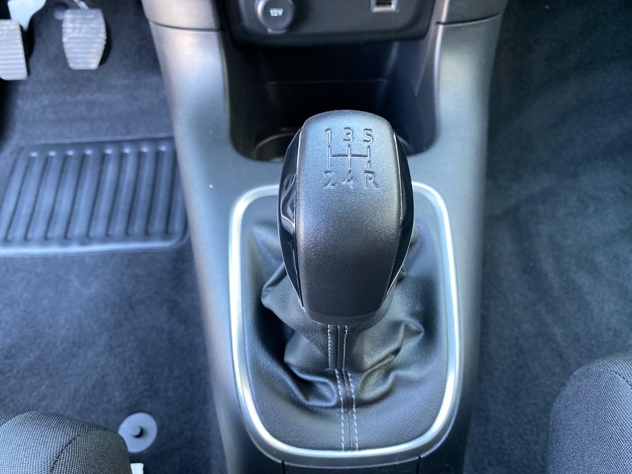 Citroën C3 1.2 puretech 83ch s&s max — photo 13