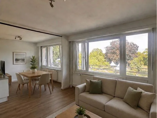 Beau 4 pièces rénové av de la forêt noire