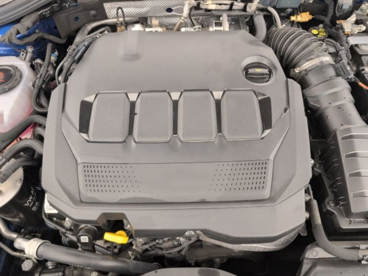 Skoda Superb Combi — photo 21