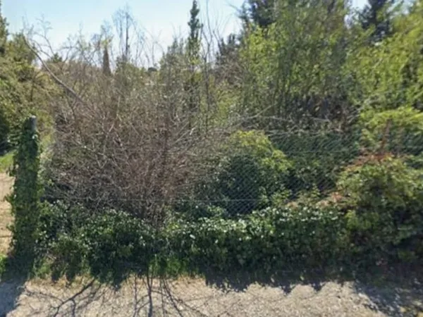 Terrain 419 m²