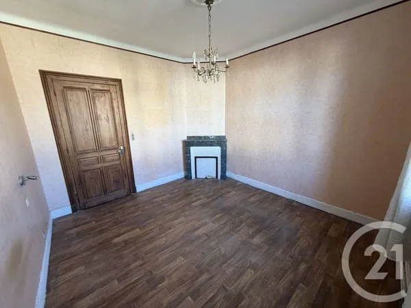 Immeuble 3 pièces 132 m²