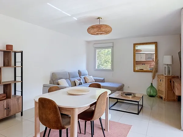 Appartement 3 pièces à vendre à Grasse avec terrasse et parking