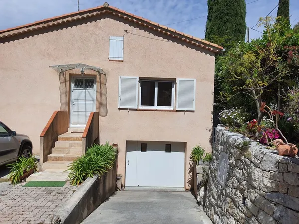 APPARTEMENT 3 PIECES VILLA INDIVIDUELLE