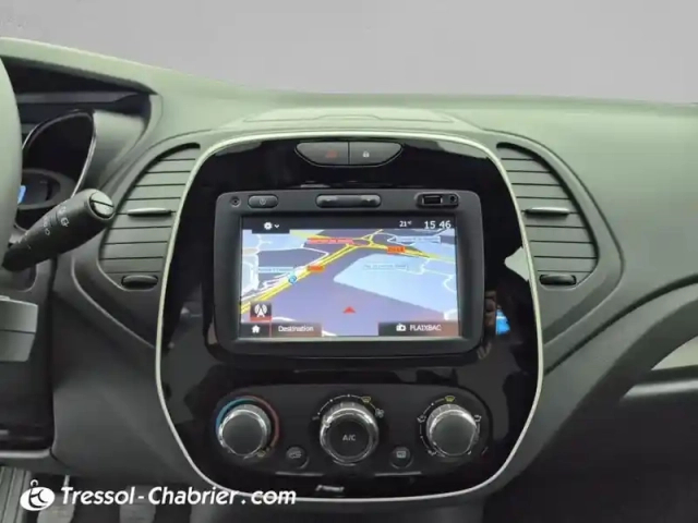 Renault Captur dci 110 energy intens — photo 11