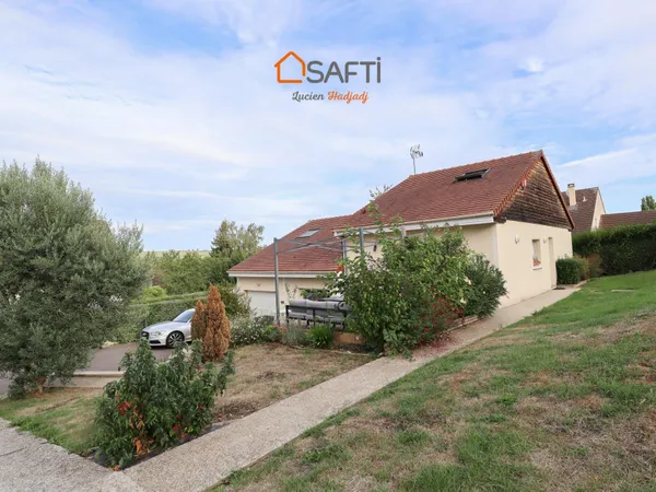 Maison d'architecte - 255 m² - Aucun travaux