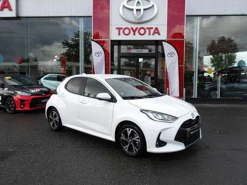 Toyota YARIS Toyota Yaris 116h Design 5p MY25 — photo 1