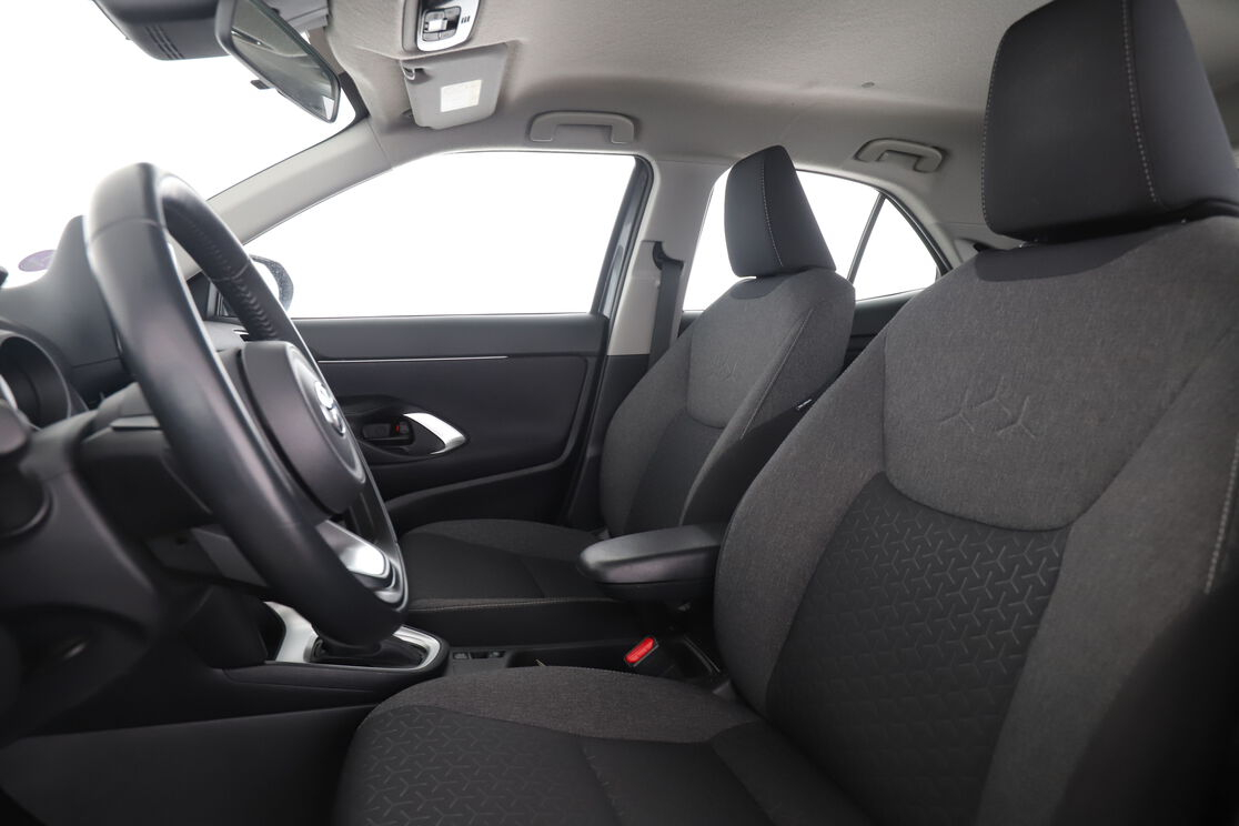 Toyota Yaris Cross 1.5 Hybride 2WD Dynamic — photo 9