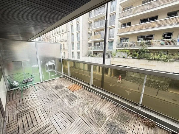Studio 1 pièce 25 m²