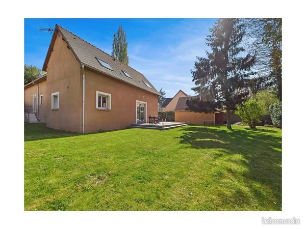 Maison 6 pièces 201 m²