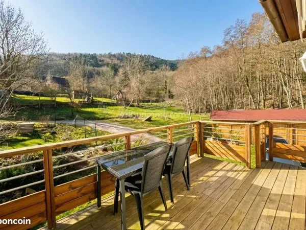 Maison 8 pièces 240 m²