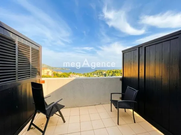 Appartement de 38m² avec terrasses et vue mer à Saint Raphaël