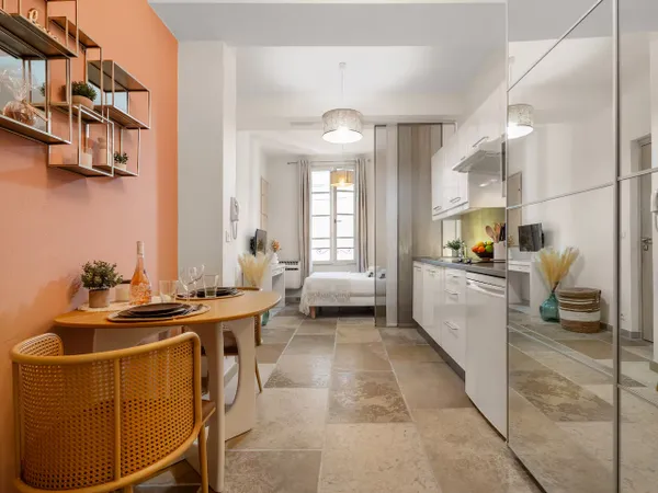 Studio à vendre au coeur du Vieil Antibes