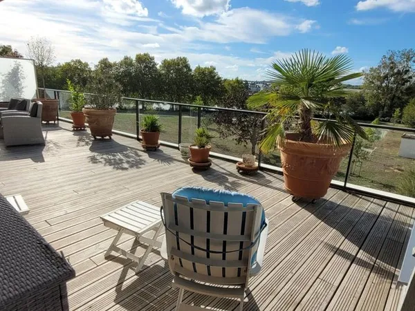 Appartement 4 pièces 103 m²
