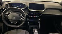 Peugeot 2008 1.2 PureTech 130ch S&S Allure Pack EAT8 — photo 11