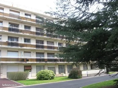 Studio 1 pièce 27 m²