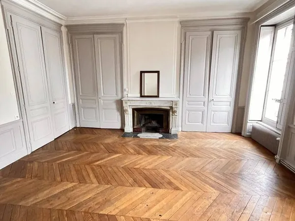 Appartement 5 pièces 170 m²