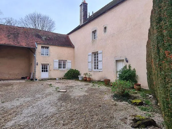Maison 5 pièces 160 m²