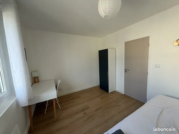 Chambre en collocation dans une maison de ville, proche faculté et toutes commodités