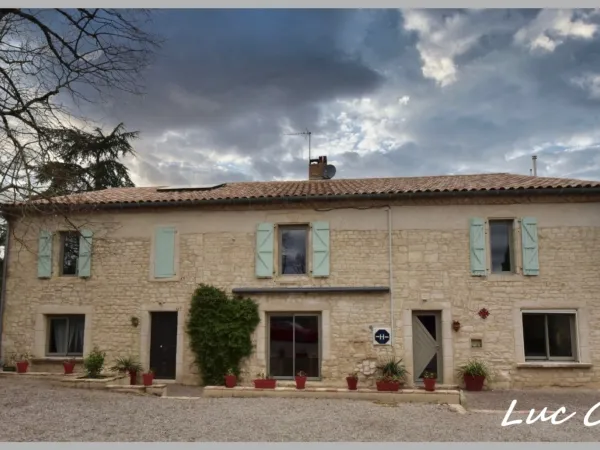 À Vendre : Propriété d'Exception à Cahuzac-sur-Vère (81)