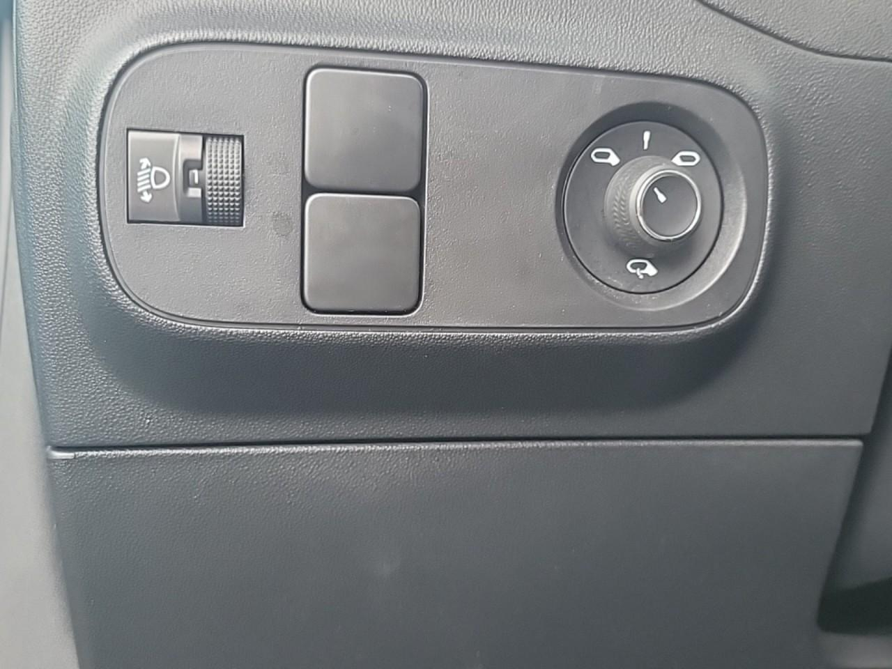 Citroën C3 puretech 110 s&s bvm6 shine — photo 13