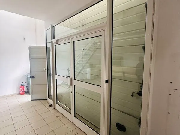 LOCAL D'ACTIVITE 270 m² ACHÈRES