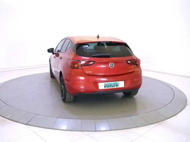 Opel Astra 1.2 turbo 130 ch bvm6 — photo 7