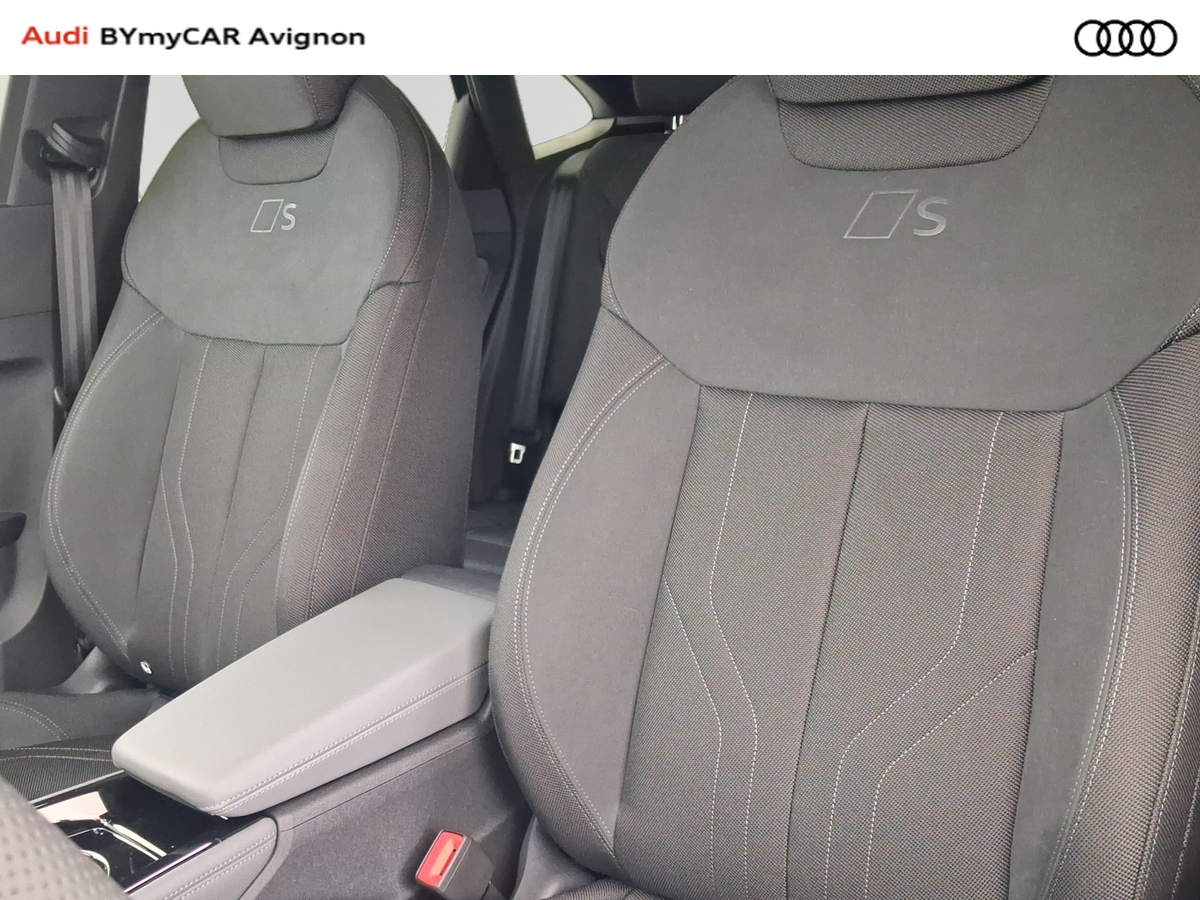 Audi Q3 Sportback e-hybrid 272 ch S tronic 6 — photo 23