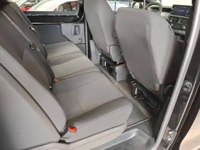 Peugeot Expert ca fixe m diesel 150 ch automatique — photo 93