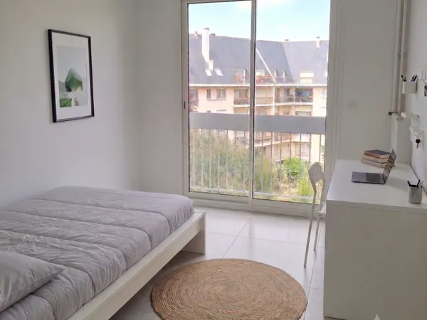 Colocation rénovée 1 chambre disponible Lannion