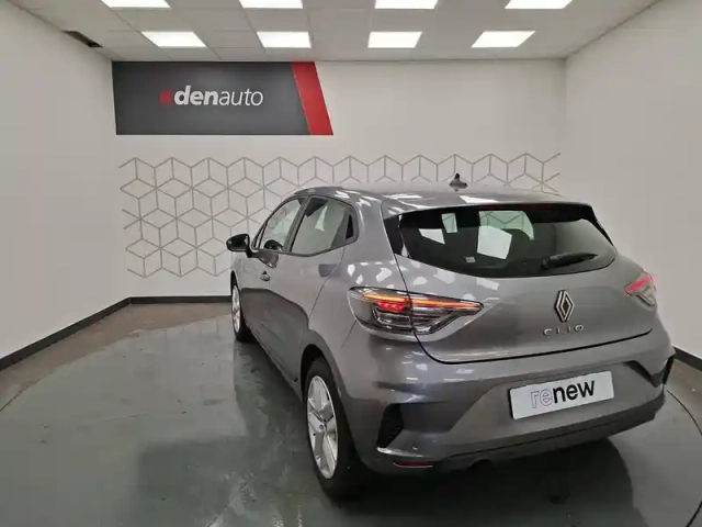 Renault Clio blue dci 100 ch gsr2 — photo 115