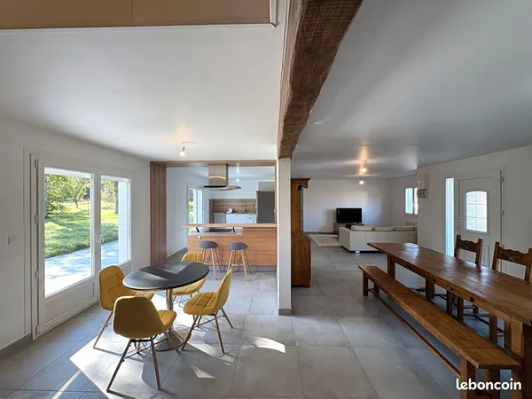 Maison 8 pièces 185 m²