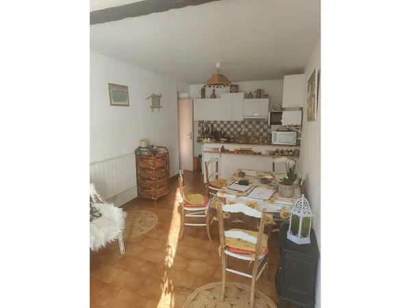 Appartement dans ancienne maison.