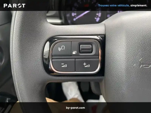 Citroën C3 1.2 puretech 110ch s&amp;s shine 120-123g — photo 17