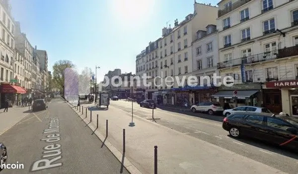 Commerce mobilier/décoration 354 m²