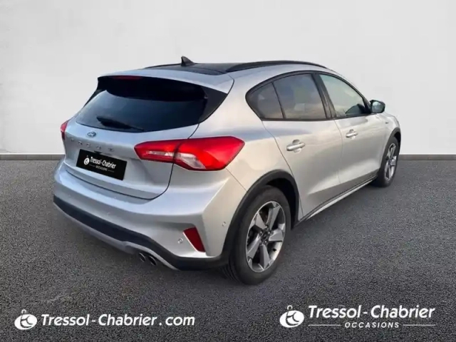 Ford Focus 1.0 ecoboost 125 s&amp;s active — photo 2