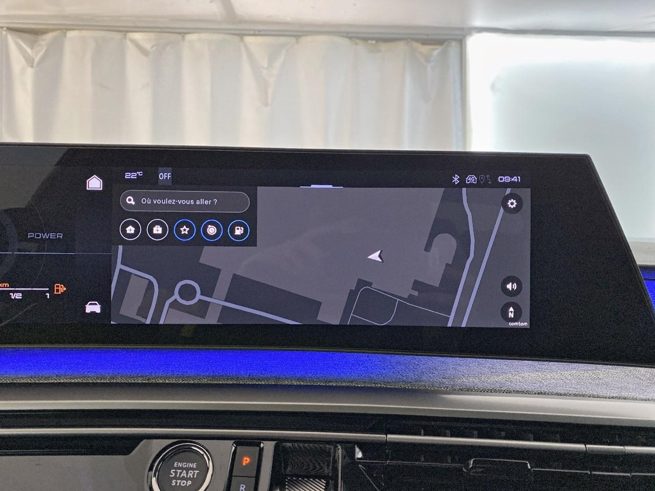 Peugeot 5008 1.2 hybrid 145 e-dcs6 gt — photo 17