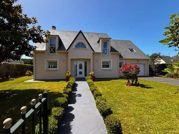 Maison 7 pièces 170 m²