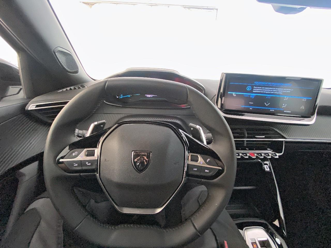 Peugeot 2008 hybrid 145 ch e-dcs6 style — photo 12