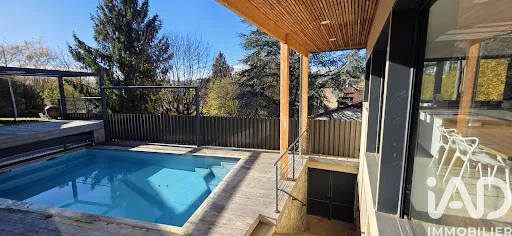 Maison 6 pièces 190 m²