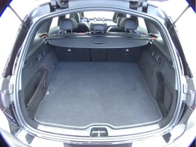 Mercedes Glc suv 200 d 4matic amg line — photo 8