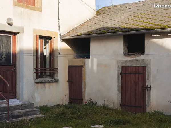 Maison et dépendances